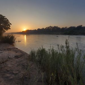 הודספרויט Kurhula Wildlife Lodge Exterior photo