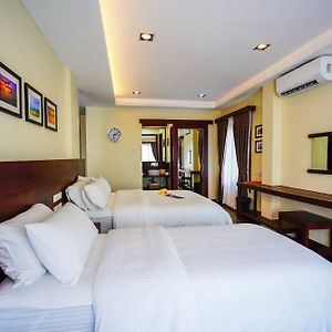 ג'נרל לונה Retreat Siargao Resort Exterior photo