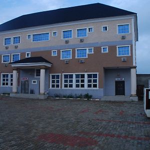 Ikorodu Jaftel Hotel & Suites Exterior photo