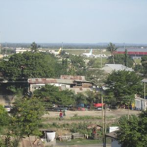 Ukonga Fq Hotel Exterior photo