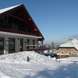 טלואר Hotel Golf Et Montagne Exterior photo