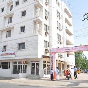 Tiruchirappalli Hotel Orange Blossom Exterior photo