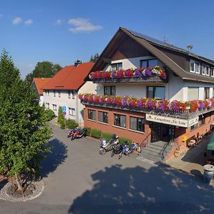 מלון אוסלאר Landgasthaus Zur Linde Exterior photo