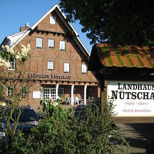 לינה וארוחת בוקר באד אולדסלוה Landhaus Nuetschau Exterior photo