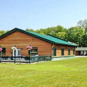 Adirondack Lodge אולד פורג' Exterior photo