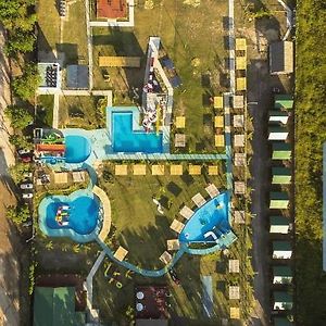 מלון פאראנה Mar De Suenos Water Park Exterior photo