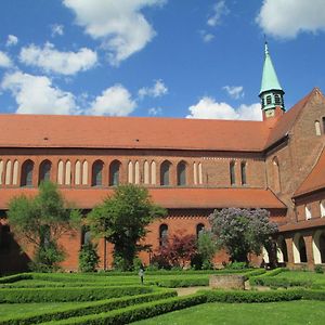Zentrum Kloster לינין Exterior photo