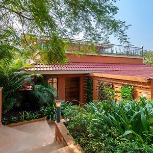 Kudān Stayvista'S Serene Nook - Pet-Friendly Villa With Jacuzzi & Terrace Exterior photo