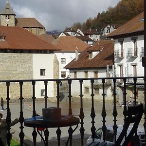 דירות Ochagavía Gaztanbide Apartamento Rural Exterior photo