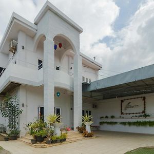 Geutieue Reddoorz Syariah Near Museum Tsunami Aceh 2 Exterior photo