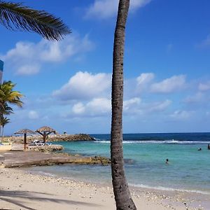 דירות סן-פרנסואה Paradisiac Lagoon Exterior photo