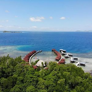 Saonek Korpak Villa & Resort Raja Ampat Exterior photo