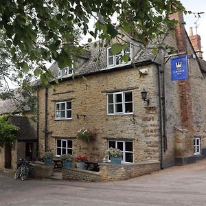 צ'יפינג נורטון The Crown Inn, Church Enstone Exterior photo