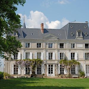 ורנוי ד'אבר אה ד'איטו Chambres D'Hotes Chateau De La Puisaye Exterior photo