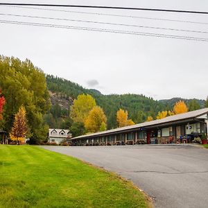 Christina Lakeview Motel Exterior photo