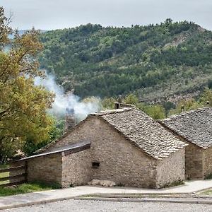 אפרטהוטל Sabiñánigo La Borda De Pastores Exterior photo