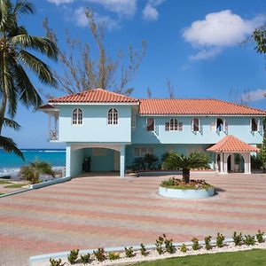 Saint Maryʼs Edgewater Beach Villa - Beach Front, Close To All Attractions Exterior photo