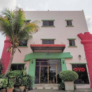 בנגקוק Oyo 577 For Love Hotel Exterior photo