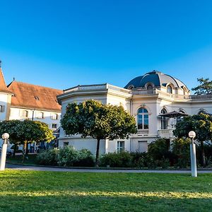 Grand Hotel Et Centre Thermal D'איוורדון לה באן Exterior photo