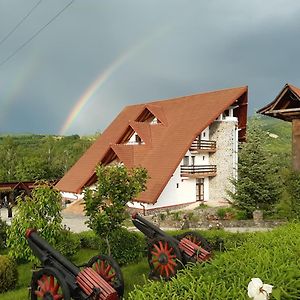 קורבני Belvedere Exterior photo