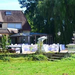 קורטונה Villa De 4 Chambres Avec Vue Sur Le Lac Jardin Clos Et Wifi A Courtenay Exterior photo