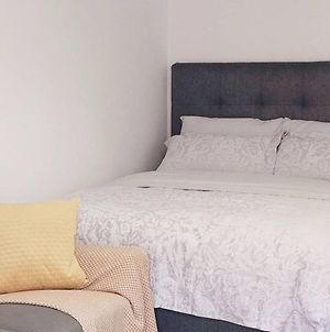 נוטינגהאם Flat 2 Modern Two Bedrooms Home With En-Suite, Free Parking And Netflix Exterior photo
