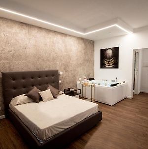 פלרמו Fervore Luxury Rooms Exterior photo