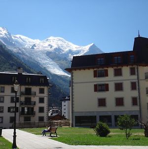 4-Star Apartments In Chamonix Centre With Free Private Parking Exterior photo