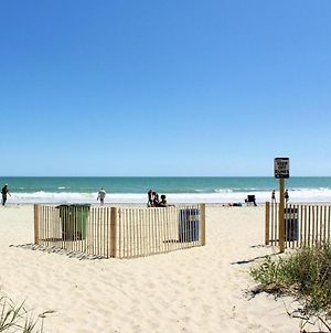 מירטל ביץ' Sandy Beach Resort Exterior photo