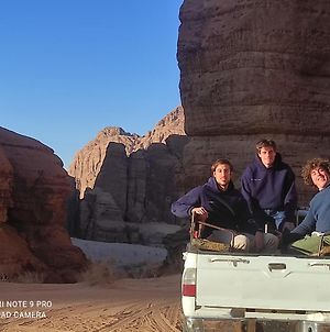 עקבה Wadi Rum Camp Stars & Jeep Tour Exterior photo