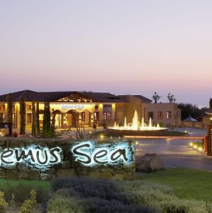 אליה Anthemus Sea Beach Hotel And Spa Exterior photo
