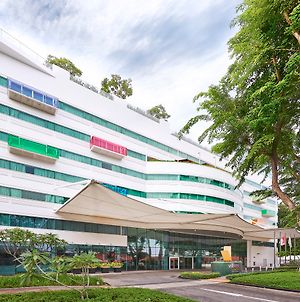 סינגפור Village Hotel Changi By Far East Hospitality Exterior photo