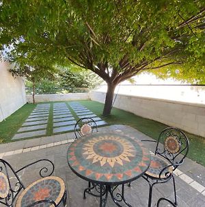 עמאן Contemporary Semi Villa Apartment With Private Entrance In Khalda Exterior photo