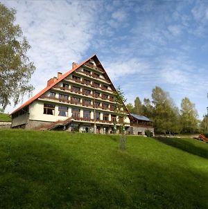 Hotel Rusava Exterior photo