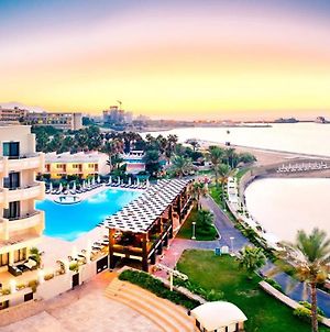 קיירניה Vuni Palace Premium Hotel & Casino Beachfront Location ! Exterior photo