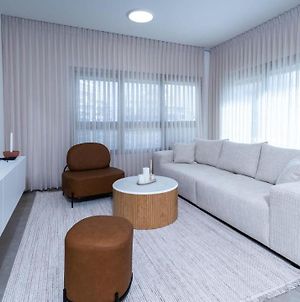 בת ים O&O Group - Seafront Luxurious 3 Bedroom Apartment Exterior photo