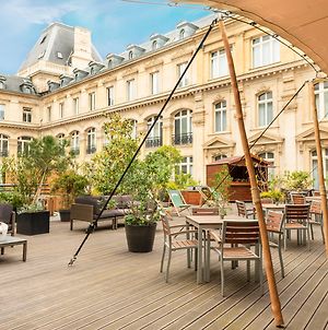 Crowne Plaza Paris Republique, An Ihg Hotel Exterior photo