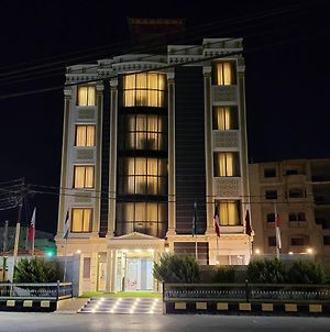 Mafraq Pretal Hotel Exterior photo