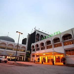 פטלין ג'איה Th Hotel Kelana Jaya Exterior photo
