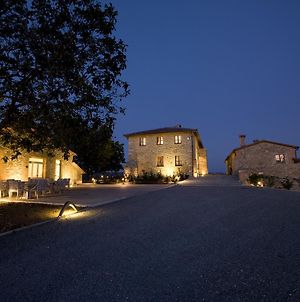 סיינה Villa Il Castagno Wine & Resort Exterior photo