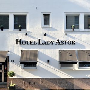 דיסלדורף Hotel Sir & Lady Astor Exterior photo