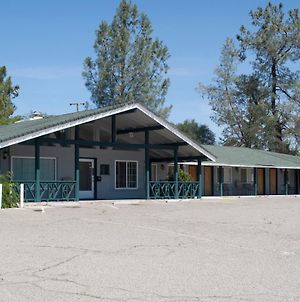 קורסגולד Black Hawk Lodge Exterior photo