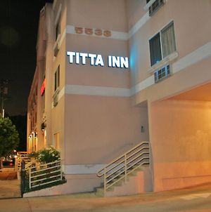 פסדינה Titta Inn Exterior photo