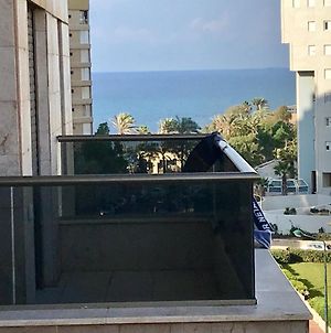 נתניה King David Apartment On The Sea Exterior photo