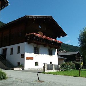 מלון Sankt Lorenzen im Lesachtal Haus Antonius Exterior photo
