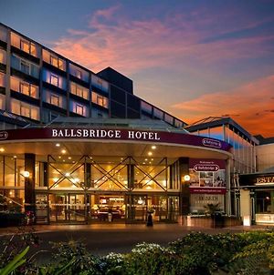 דבלין Ballsbridge Hotel Exterior photo