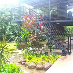הוילה Casuarina Elevated Tropical House Exterior photo