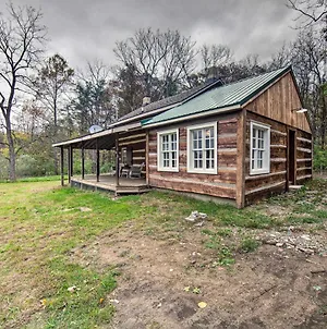 Allenwood Remote 1901 Studio Cabin With Loft - Pets Allowed! Exterior photo
