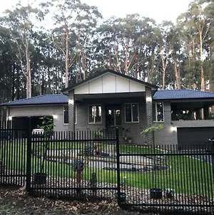 Self Contained Apartment A Few Mins From Puffing Billy In Clematis Exterior photo
