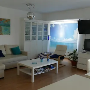 דירות אוליירוס Piso En Santa Cristina, A 150 M De La Playa Exterior photo